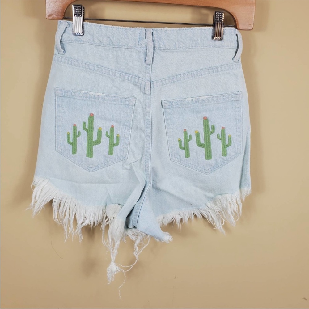High waist cactus embroidery shorts